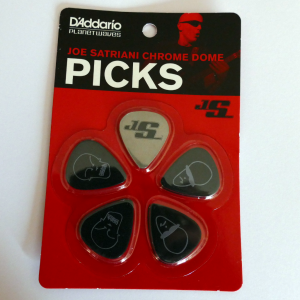 Joe-Satriani-Chrome-Dome-Picks