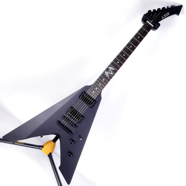 ESP-Ltd-Vulture-BLKS-SN19010142-Main