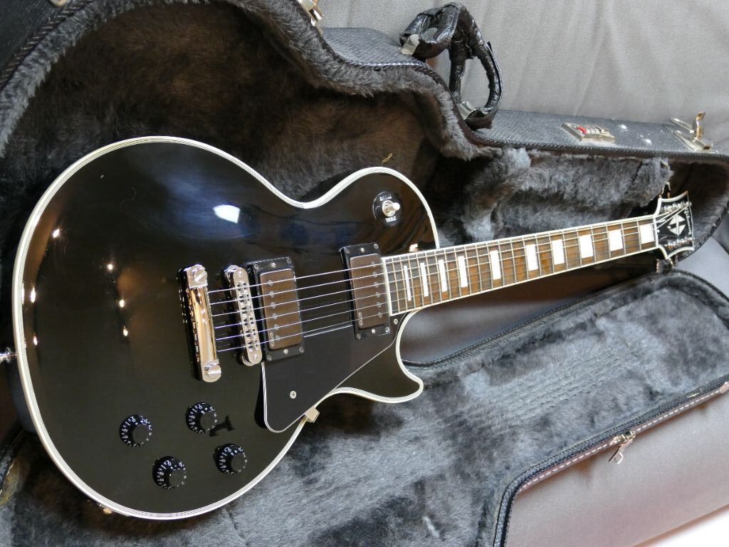 Gibson Les Paul Custom Classic (2011) (2)
