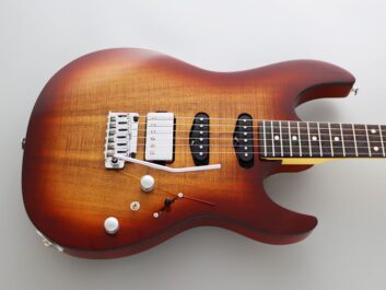 FGN Odyssey JOS2DUEW2R-KNB Koa Natural Burst (3)
