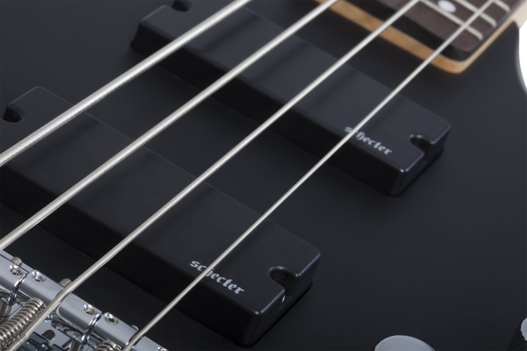 Schecter C-4 Deluxe.Satin Black.03