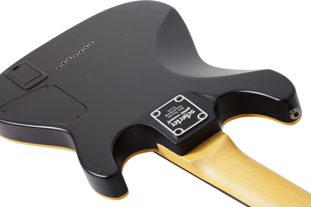 Schecter Demon-7 LH.Satin Black.7.Bridge (Trad).07