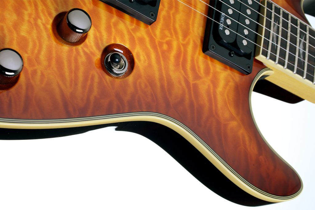 Schecter Omen Extreme-6.Vintage Sunburst.04